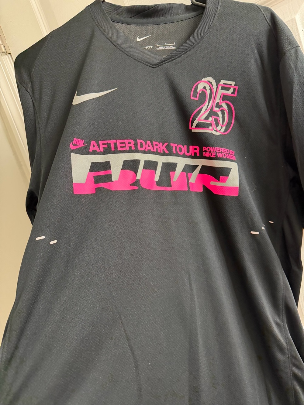 Nike Run After Dark Tour 2025 Dri-FIT Running Jersey #25 Black Pink Size L